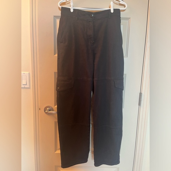 Wilfred Free Cargo Pants - Size 6 - Black - Picture 1 of 3